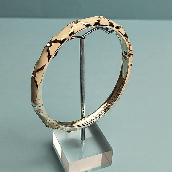 NORDSTROM Enamel Hinge Bangle Bracelet Clamper White Sea Silver Tone Rhinestone - Picture 3 of 5